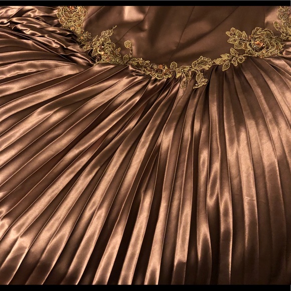 ♦️HP SALE!♦️Vintage Bead Sequin Gown Dress Pleated - Picture 5 of 7